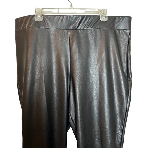 Torrid Full Length Signature Waist Black Faux Leather Legging Sz.3/3x/22-24 - Picture 6 of 11